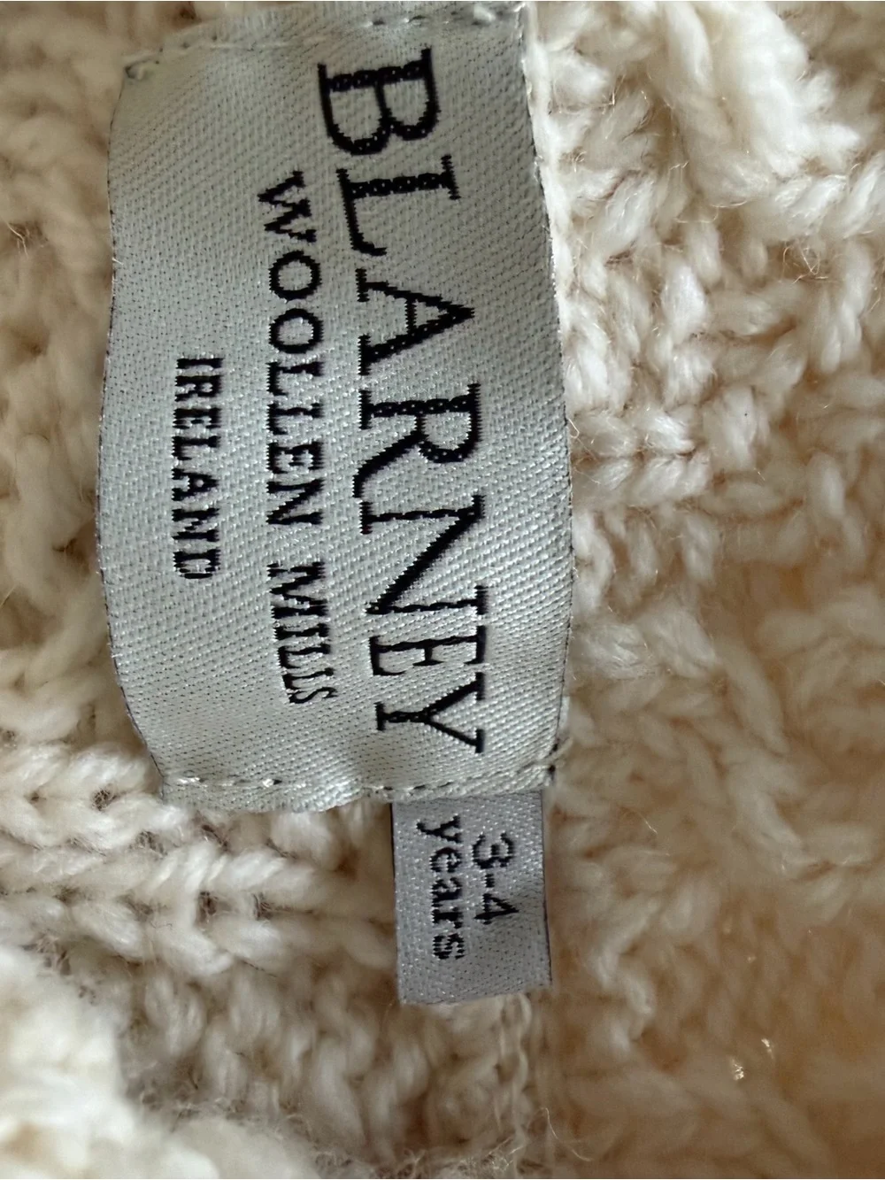 Double Breasted Aran 100% Wool  Kids Coat From Blarney woolen Mills Sz 3-4 Years